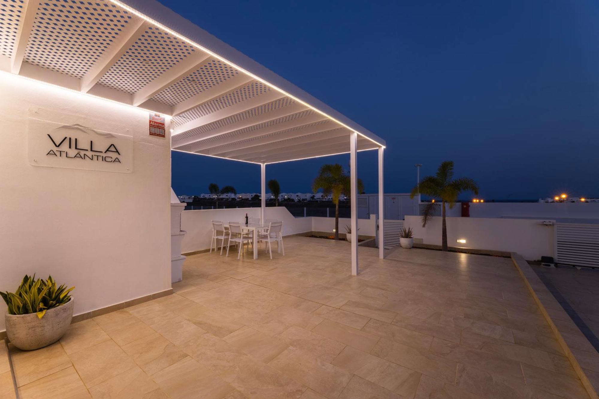 Villa Atlantica - Heated Pool In Playa Blanca Екстериор снимка
