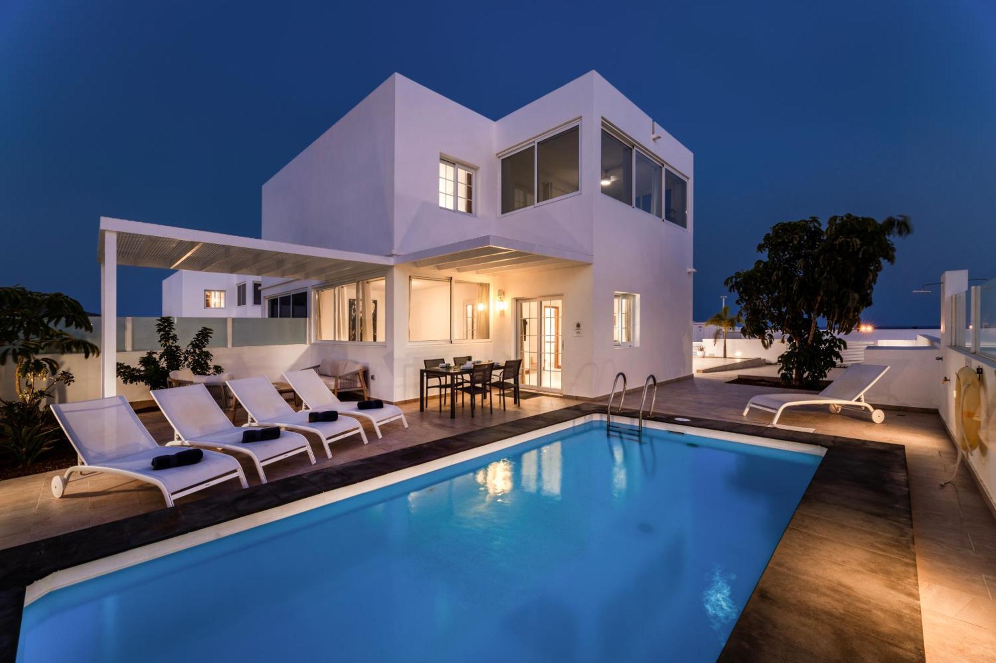 Villa Atlantica - Heated Pool In Playa Blanca Екстериор снимка